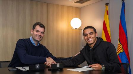 El Barça ficha a Joao Mendes, hijo de Ronaldinho, para el Juvenil
