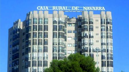 Sede central de Caja Rural de Navarra en Pamplona