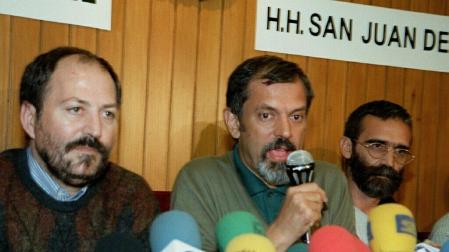 José Luis Garayoa y Fernando Aguilo, misioneros, y Antonio Mateu, farmacéutico, fueron secuestrados hace 25 años en Sierra Leona