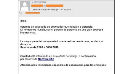 Un ejemplo de falsa oferta de trabajo como las que se denuncian en la Policía, con un ‘gancho’ para que el supuesto interesado responsa o dé click.