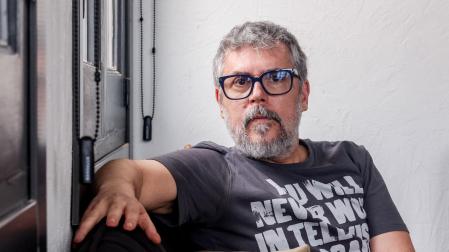El cantante Iván Ferreiro lanza su nuevo álbum 'La Trinchera pop'