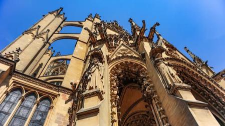 El santoral del 10 de marzo recuerda a Santa María Eugenia. En la imagen, la catedral de Metz, localidad francesa donde nació en 1817