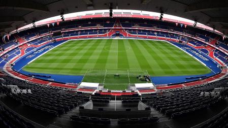 Una vista panorámica del estadio Parque de los Príncipes de París, donde juega el PSG