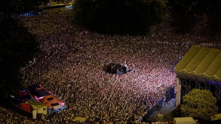 El concierto de La Oreja de van Gogh en la plaza de los Fueros fue el más multitudinario de los Sanfermines de 2022