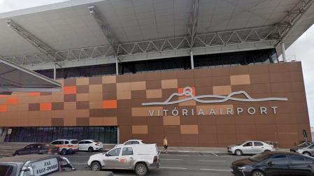 Exterior del aeropuerto Eurico de Aguiar Salles
