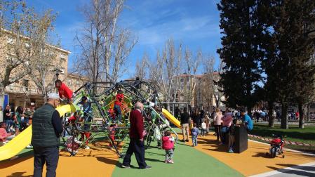 Acto de reapertura de la plaza Padre Lasa en Tudela.