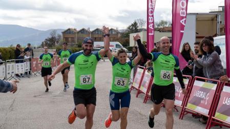 Participantes en la II Carrera de las Empresas - DN Management en Cordovilla.