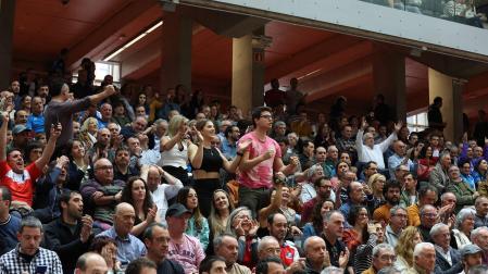 Semifinal del Parejas en el frontón Bizkaia entre Atuna III - Tolosa 19 y
Elordi - Zabaleta 16
