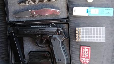 Arma simulada intervenida en Galar