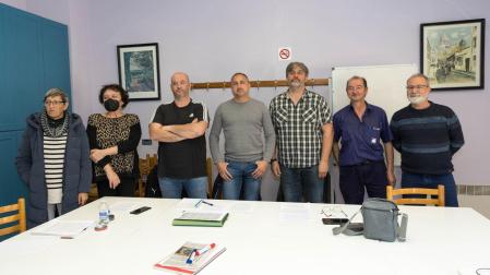 De izda. a dcha., Toña Gracia (Solidari), Ana José Martínez (UGT), Francisco Javier Arriazu (CC OO), José Miguel Catalán (UGT), Daniel Martínez (LAB), Antonio Pérez (UGT) y Mikel Ziordia (ELA)