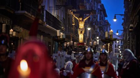 Procesión del Santo Entierro del Viernes Santo en Pamplona.