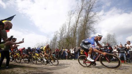 Mathieu Van der Poel en la Roubaix