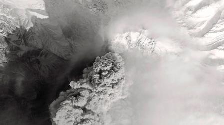 La erupción del volcán Shiveluch