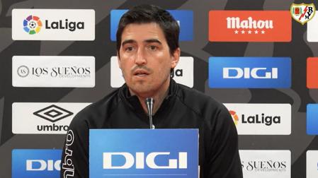 Andoni Iraola, este jueves en su comparecencia previa al partido ante Osasuna