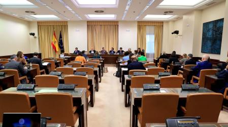 Vista general de la reunión de la Comisión de Justicia del Congreso celebrada este martes