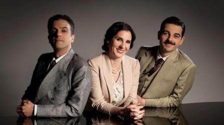 'En tierra extraña' es el debut teatral de la cantante malagueña Diana Navarro