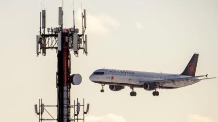 El robo del cargamento con oro se produjo en el aeropuerto internacional Pearson de Toronto (Canadá)