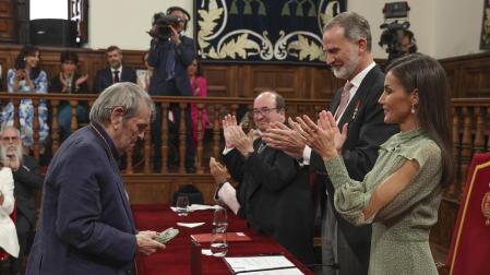 Los reyes Felipe y Letizia entrega a Rafael Cadenas el Premio Cervantes