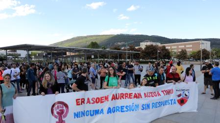 Imagen de la concentración en Buztintxuri