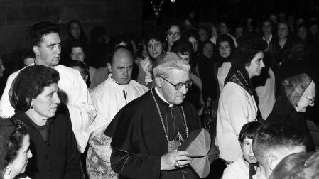 El cardenal Larraona, en una visita a Oteiza de la Solana en 1961