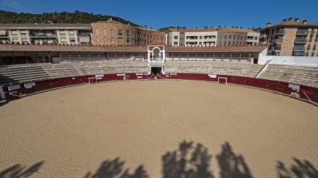 *A: MONTXO A.G.
*F: 2022-06-28
*L: ESTELLA-LIZARRA
*T: PLAZA DE TOROS
*P:
