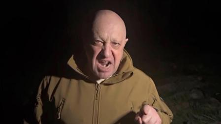 El jefe de Wagner, Yevgeny Prigozhin, había amenazado con entregar el control de sus operaciones en Bajmut si no recibía más armas y municiones de Rusia
