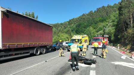 Accidente con un joven fallecido en Pantón (Lugo)

GUARDIA CIVIL DE TRÁFICO

05/05/2023