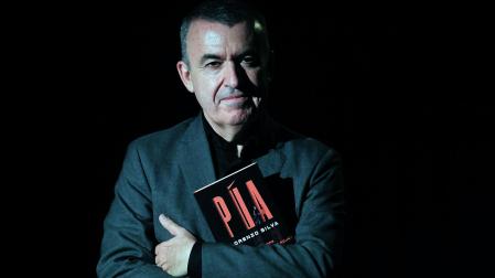 El escritor Lorenzo Silva presenta su nueva novela, 'Púa', un "thriller" en el que aborda la guerra sucia contra el terrorismo