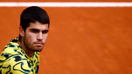 Carlos Alcaraz, durante el partido frente al húngaro Fabian Marozsan, en Roma