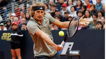El tenista alemán Alexandrer Zverev se impuso al estadounidense Jeffrey Wolf en el Torneo de Roma