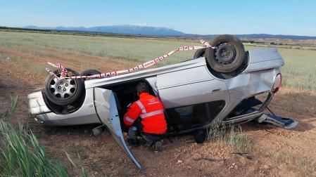Estado en el que ha quedado el vehículo accidentado en Cascante