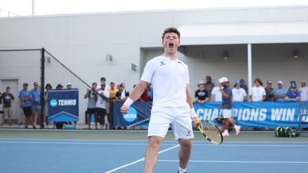 Iñaki Montes celebra su victoria