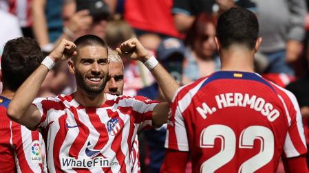 Carrasco celebra el primer gol del Atlético