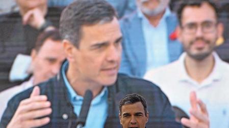 El presidente del Gobierno, en el mitin que protagonizó ayer por la tarde en el barrio madrileño de Vallecas
