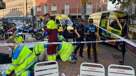 Un quad ha invadido la acera en Alcobendas, en la Plaza del Pueblo, y ha atropellado a varias personas que se encontraban en una terraza