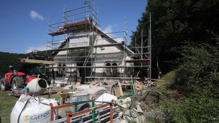 Foto de la primera fase de las obras en la ermita de Irati que comenzaron en junio de 2021