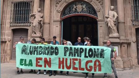 Continúa la huelga en UTE alumbrado de Pamplona por un convenio que garantice el poder adquisitivo