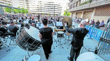 La Pamplonesa, en su concierto de ayer por la tarde en la plaza Leonor de Trastámara