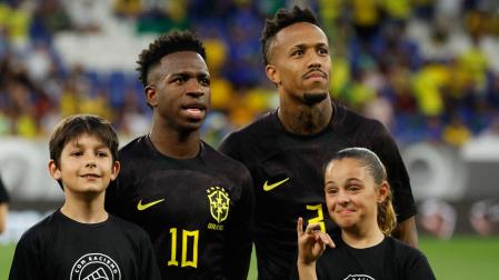 Vinícius y Militao durante el partido de Cornellà con Brasil