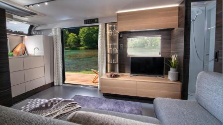 Interior de una caravana Adria
