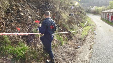 Inspección ocular del punto de inicio del incendio en Ezkaba