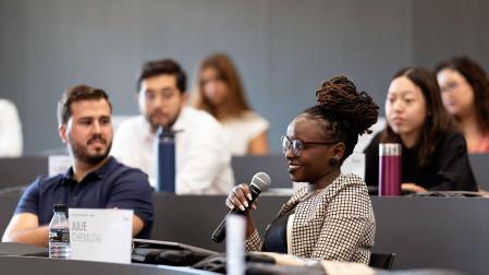 Participantes en uno de los másteres de la Universidad de Navarra