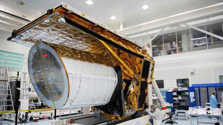 Vista del modelo estructural y térmico del satélite Euclid