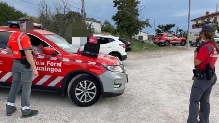 Control de la Policía Foral en Campanas