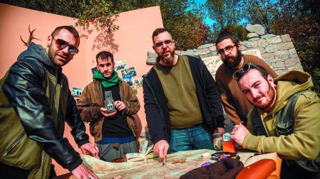 Lágrimas de Sangre, "un grupo de colegas de la escuela" al que "con el tiempo se han unido músicos que hemos conocido por el camino"