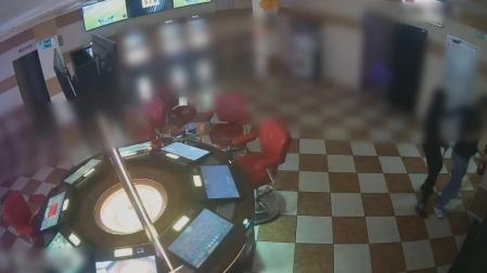 Cae una banda que cometía robos con gran violencia con un subfusil de asalto en Almería