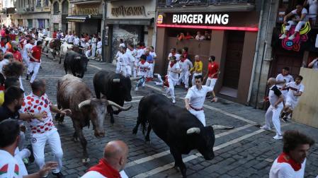 Octavo encierro de San Fermín en el tramo de Mercaderes