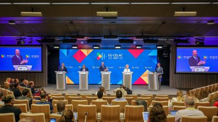 La cumbre UE-CELAC concluyó este martes en Bruselas