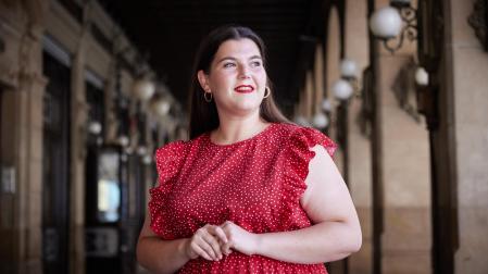 Laura Montoro, fotografiada este miércoles en los soportales de la Plaza del Castillo de Pamplona