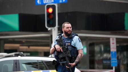 Al menos dos muertos y seis heridos por un tiroteo en el distrito financiero de Auckland